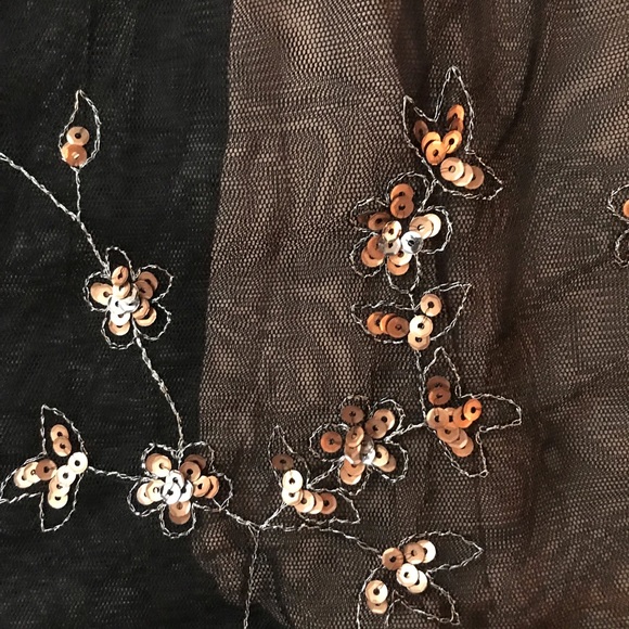 Perfect condition short sleeve dress by Zara - Picture 2 of 4